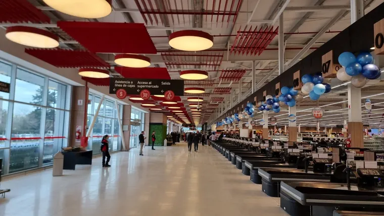 Hypermarket